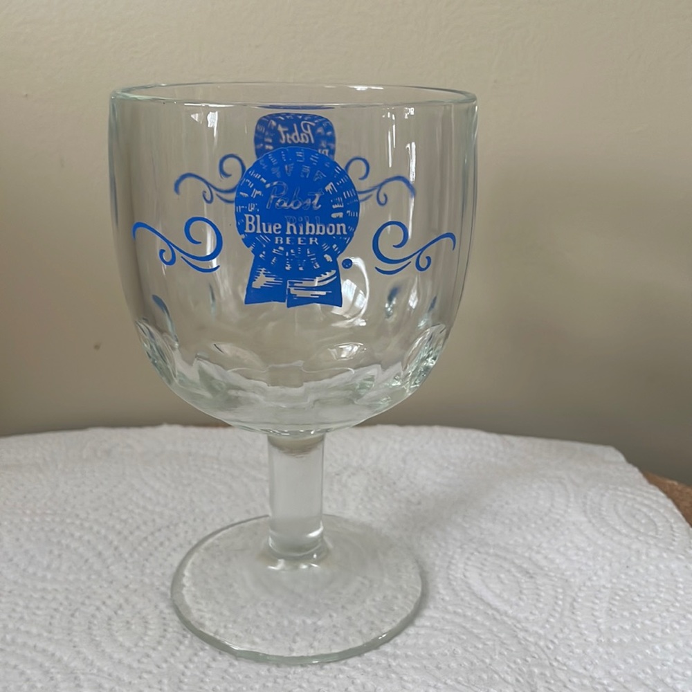 💙Pabst Blue Ribbon glass goblet